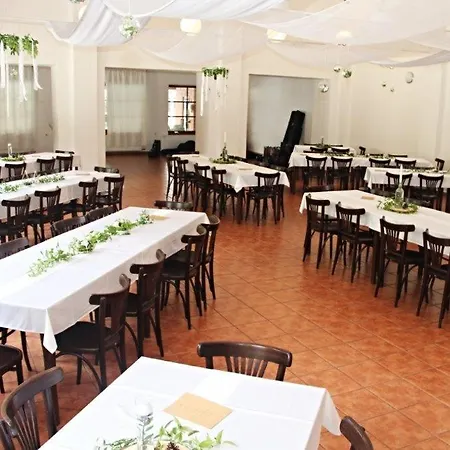 Ruzove Udoli Hotel